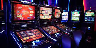 Зеркало Casino Spinia